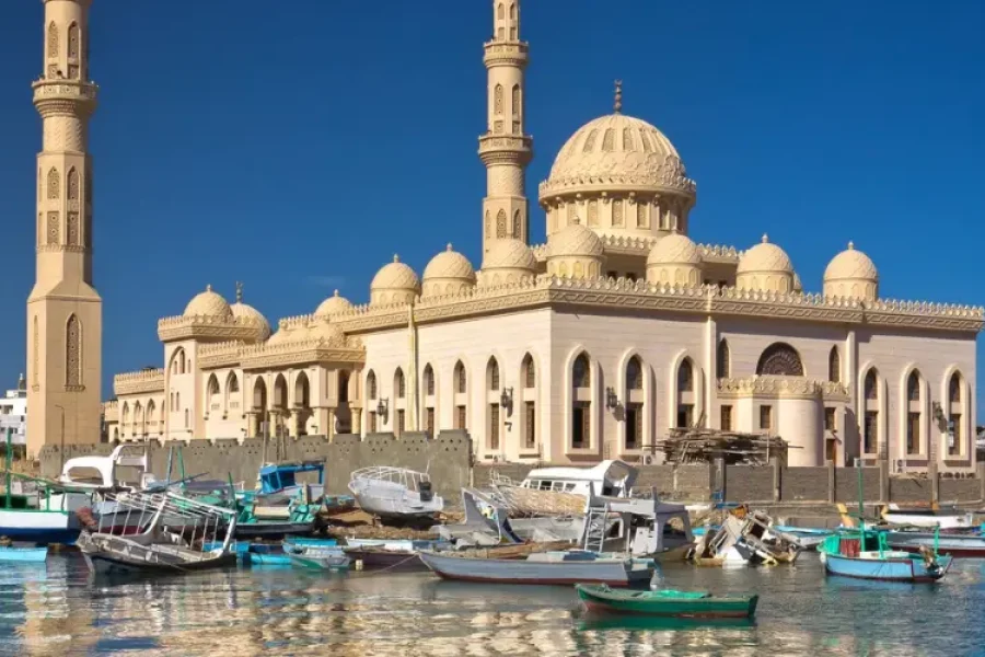Hurghada private or shared city Tour with Guide & shopping