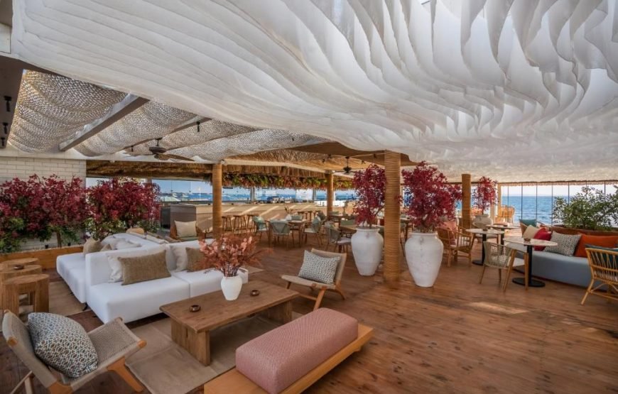 Desert Rose Resort