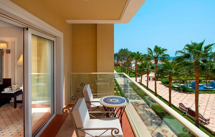 Double Room with Pool View